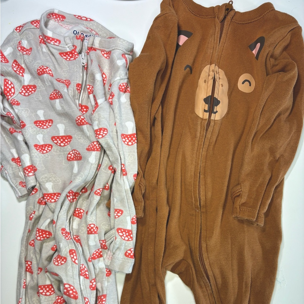 Old navy 3-6 month pajamas, boys and girls